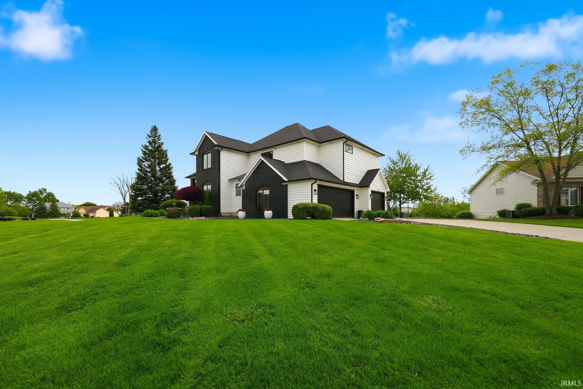 Image of 1010 Woodland Crossing