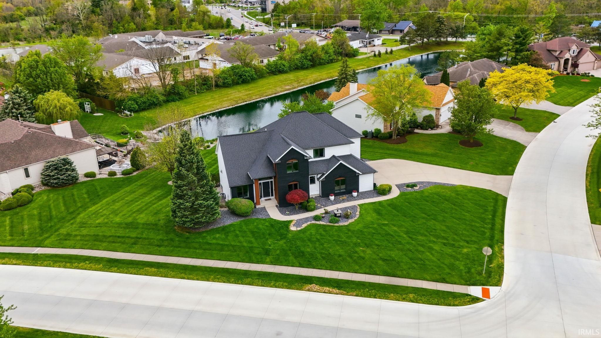 Image of 1010 Woodland Crossing