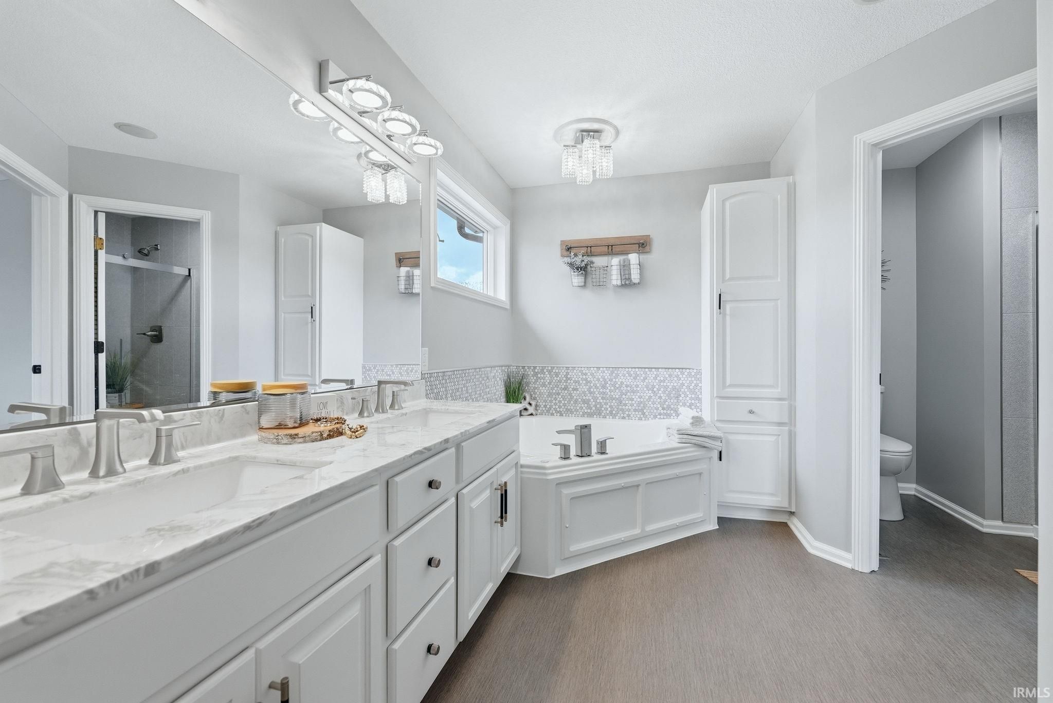 Image of 1010 Woodland Crossing