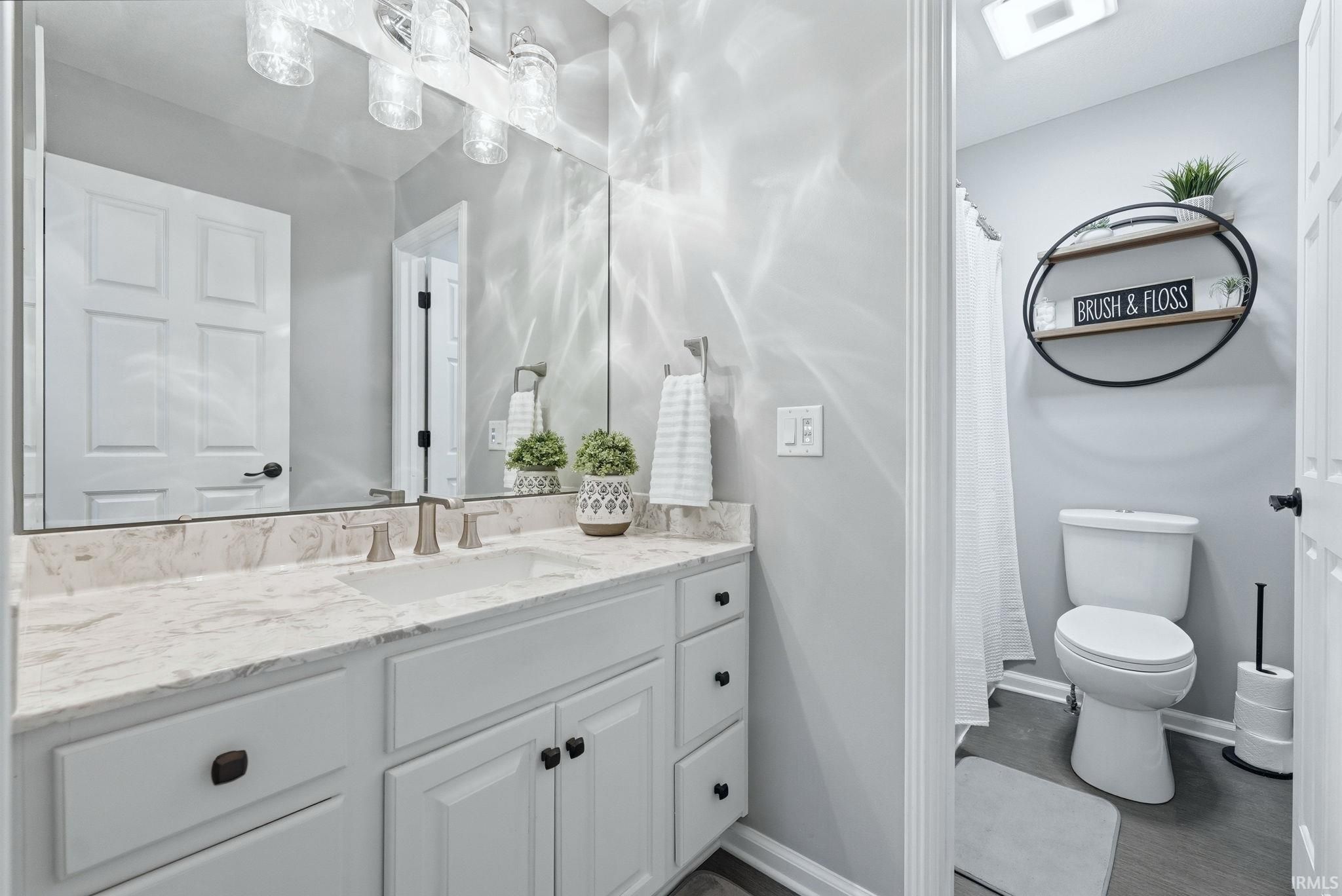 Image of 1010 Woodland Crossing