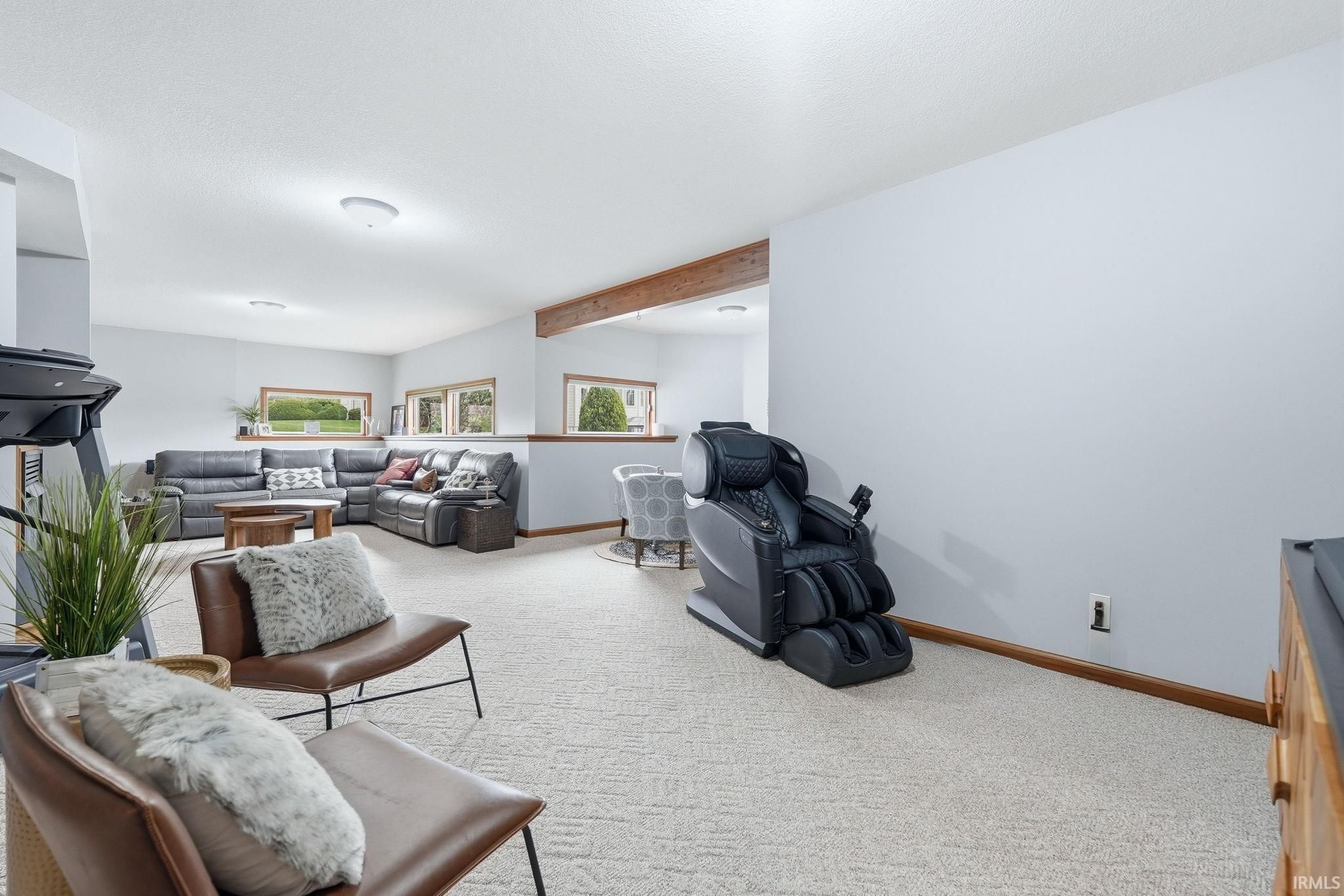 Image of 1010 Woodland Crossing