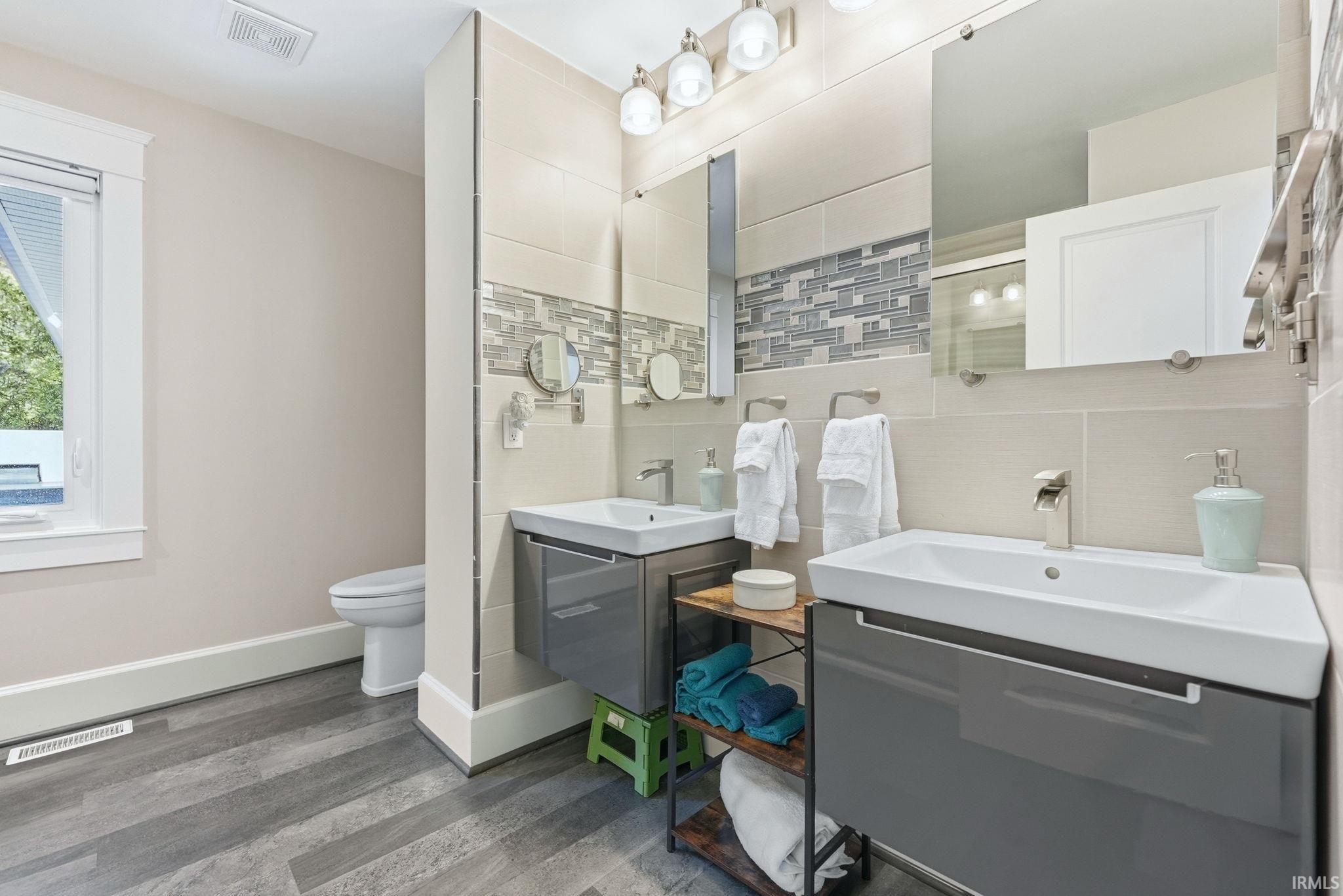 Image of 3526 W Hamilton Road